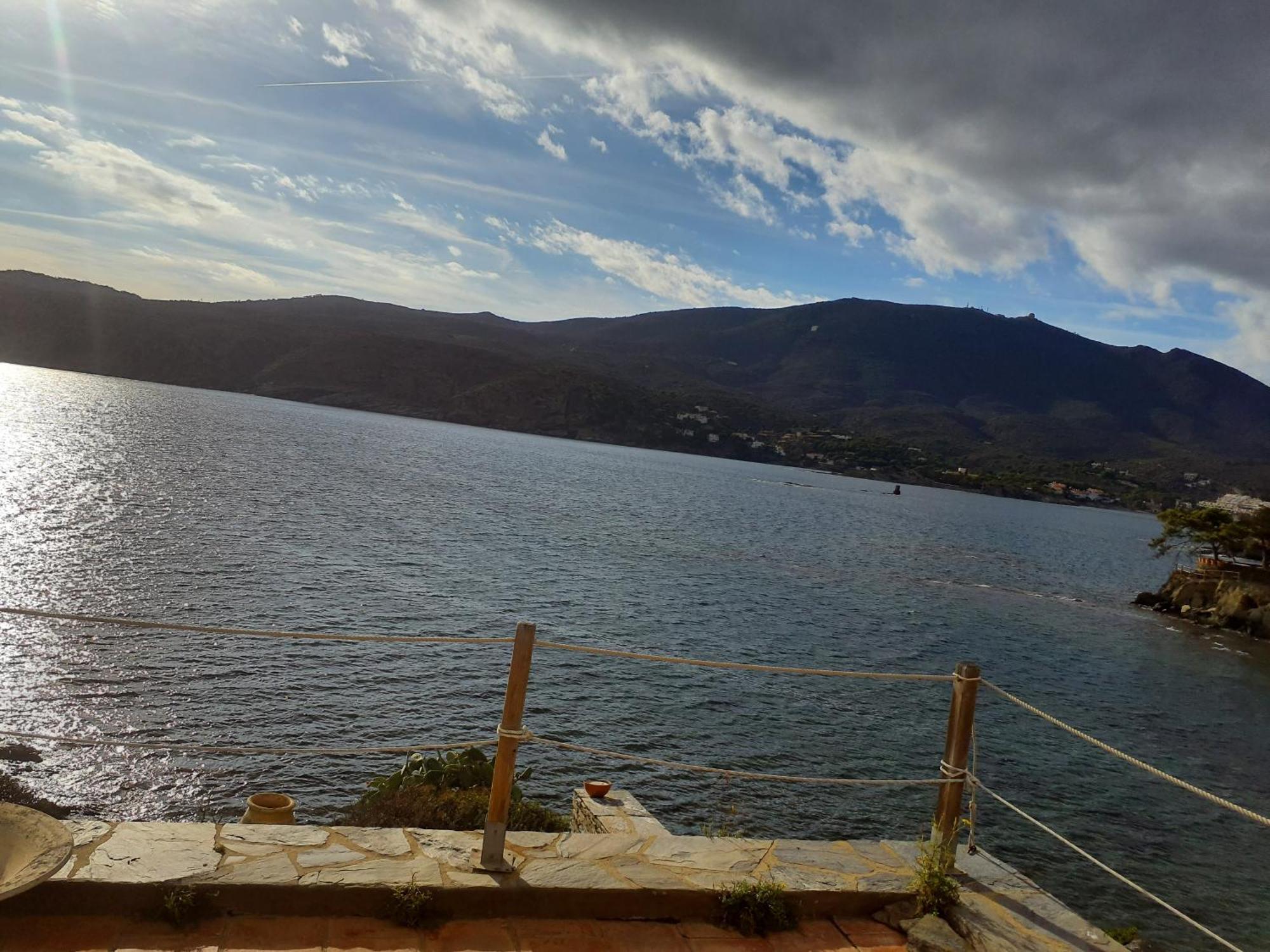 Isla Privada En Cadaques De Ensueno Con 11 Habitaciones Dobles Con Bano Privado Y Piscina Cadaqués Exterior foto